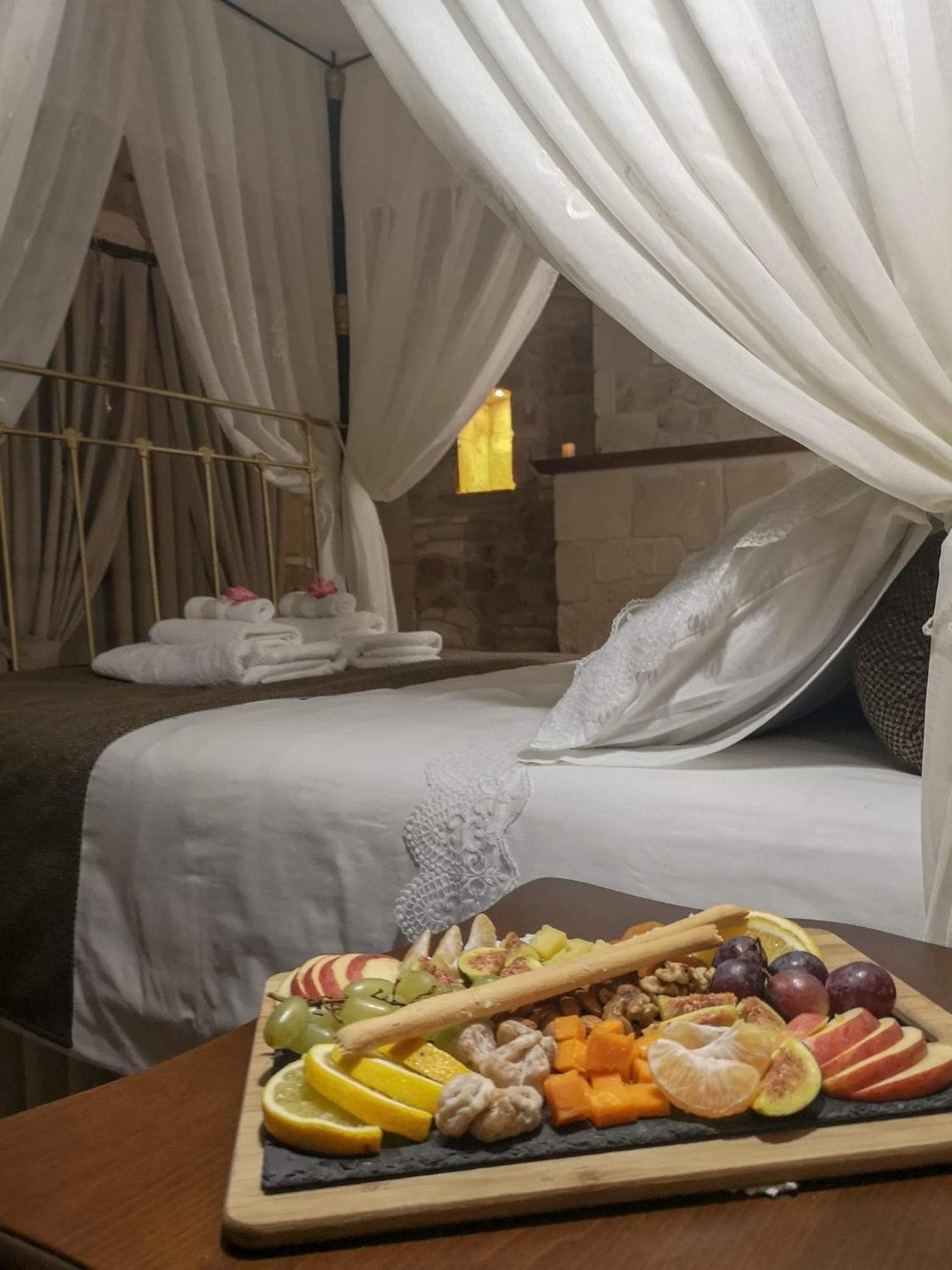 Hanna Koumi Boutique Hotel Kormakiti Habitación foto
